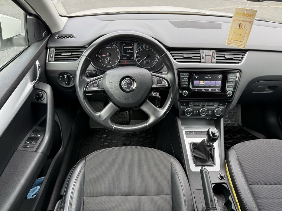 Skoda octavia 3 2014 1.8 TSI 190 cp xenon led canton piele 6