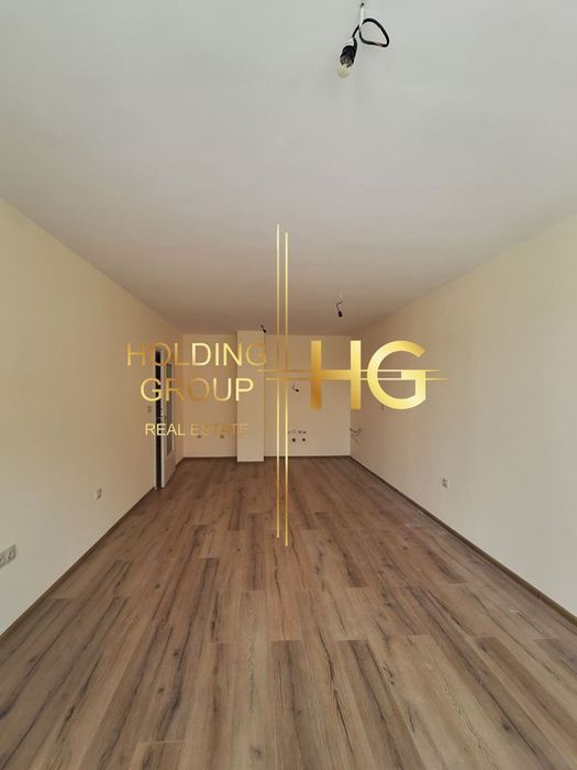 2-стаен в Варна-Аспарухово площ 96 кв.м.   Саут Бей