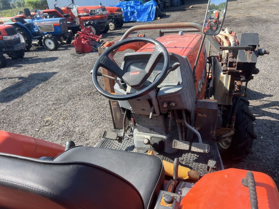 Tractoras tractor japonez kubota gl 25