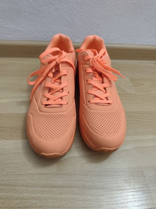 Adidasi Skechers m 39,5