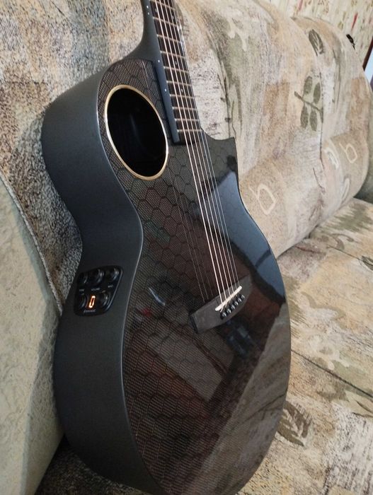 Гитара трансакустическая