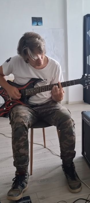 Cursuri de chitară electrică, genre rock/metal