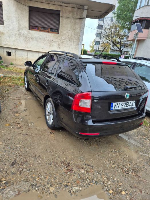 SKODA Octavia 2011 — imagine 3