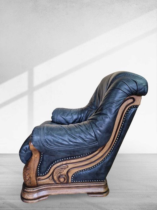 Холова гарнитура от естествена кожа и масивен дъбов корпус