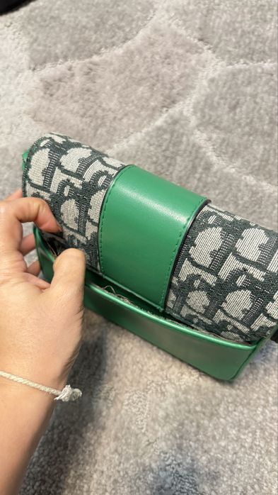 Сумка Dior,  зеленого цвета