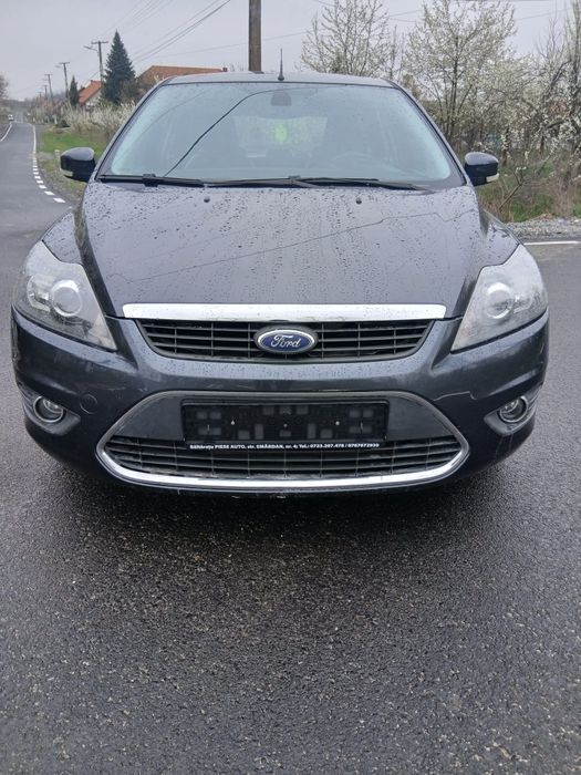 De vinzare ford focus 2008