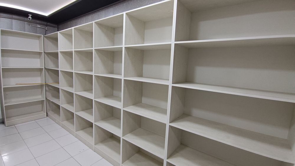 Мебель для магазина и аптек