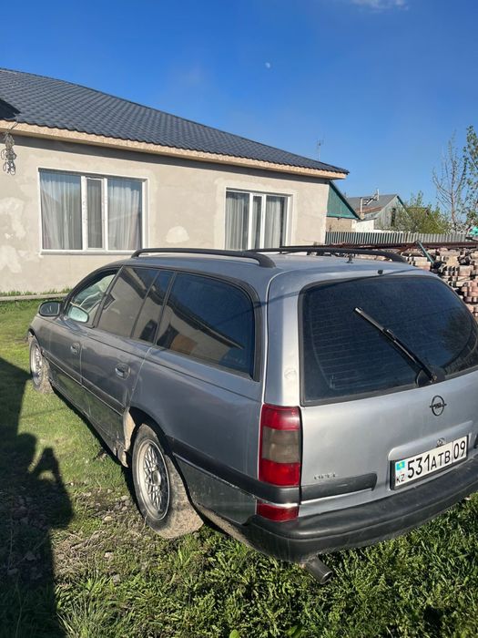 Продам опель омега б универсал