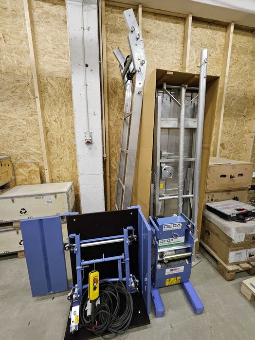 Elevator materiale GEDA Lift 250 Comfort – complet echipat, H=19,5m, 250 kg