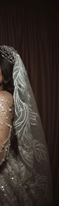 Булчинска рокля тип принцеса, було и аксесоари