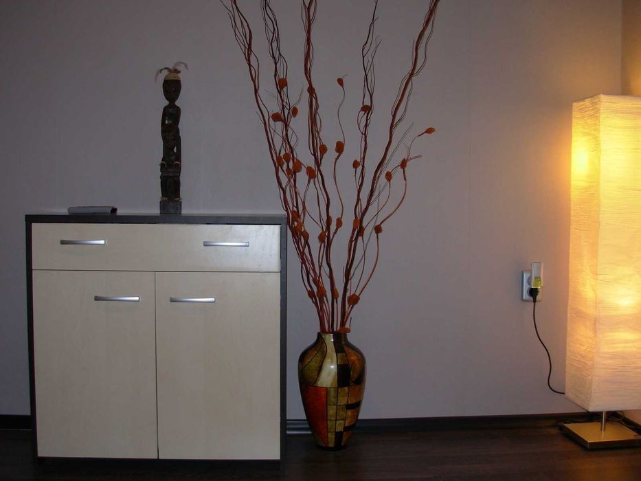 Продавам мебели от една серия