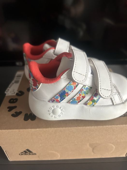 Маратонки adidas " като нови"