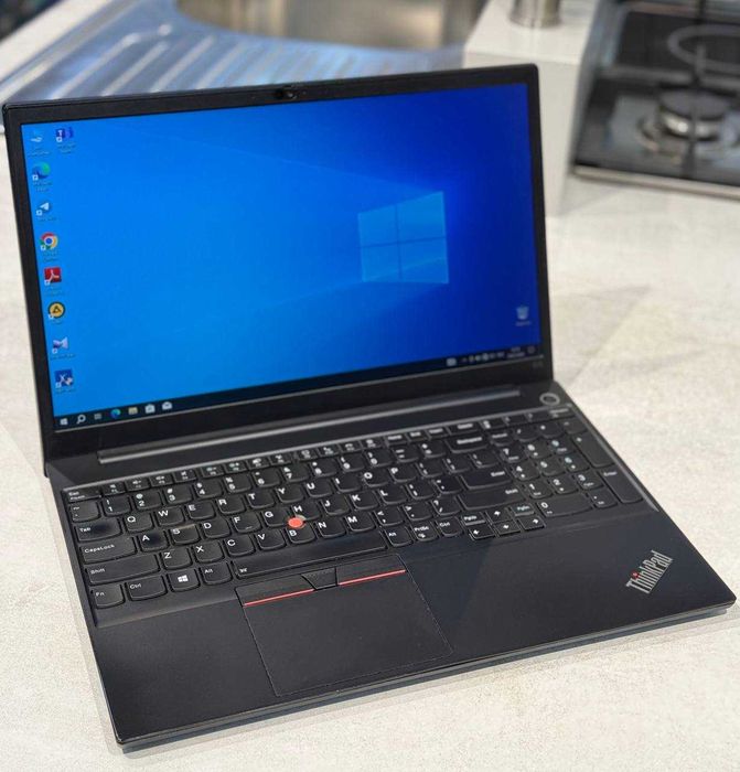 Lenovo Thinkpad i7-1165G7 8/256 15'6 FHD Ips