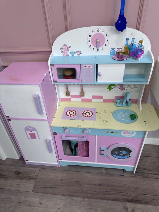 Продаю детскую кухню