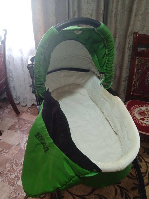Продам коляску детскую