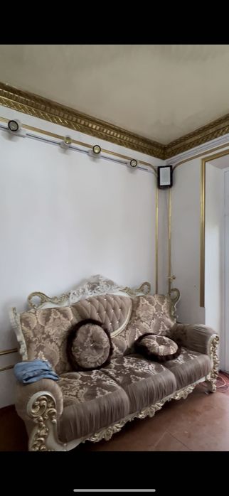 Divan sotiladi mebel