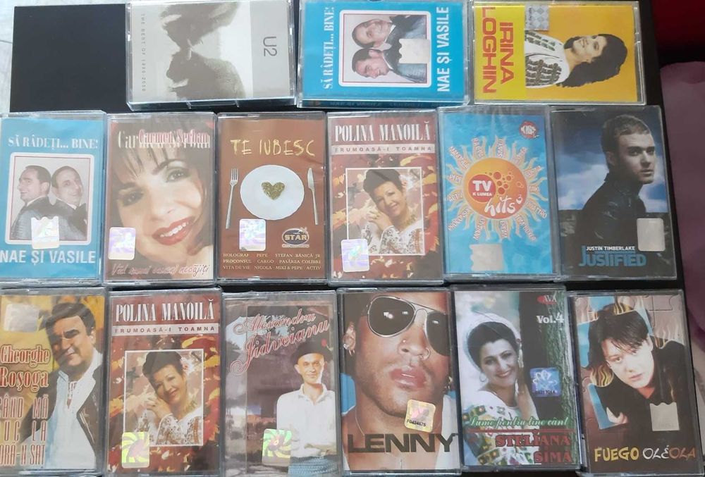 lot casete audio sigilate in mare parte