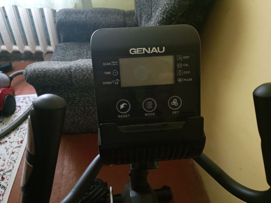 Велотренажер Genau RB-409