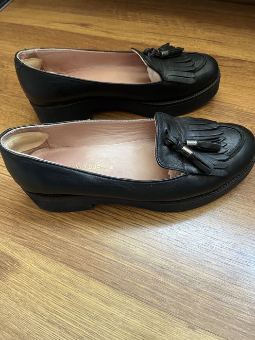 Pantofi dama din piele naturala Angelina & Jones - marimea  38 -