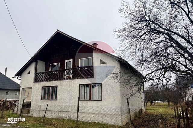 Casă cu teren 1.723 mp Sighetu Marmatiei