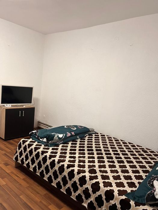 Inchiriez garsoniera