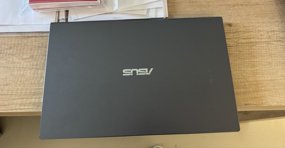 ASUS серии X515 с процессором Intel Core i7