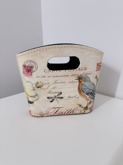 Органайзер для расчесок