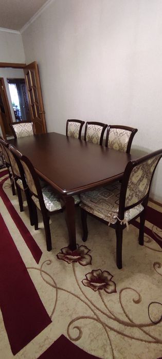 Продается Гостиный стол