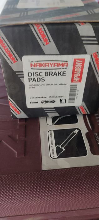 Suzuki колодки передние.