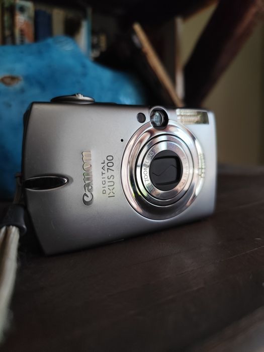 Дигитален фотоапарат Canon Ixus 700