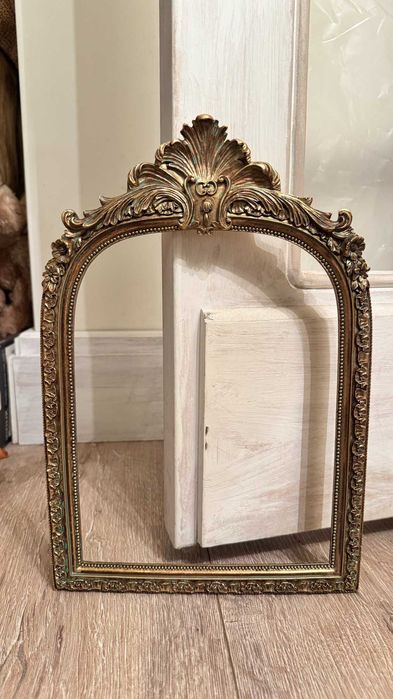 Голяма рамка за стена, бароков стил.