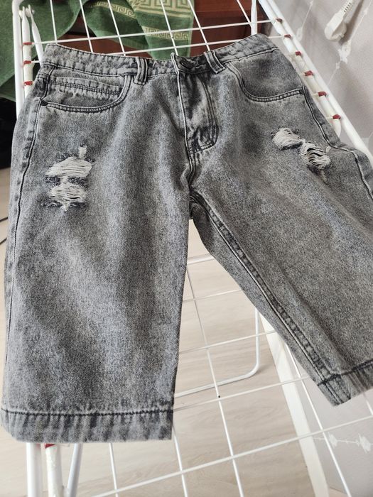 Шорты унисекс размер 32 Новые