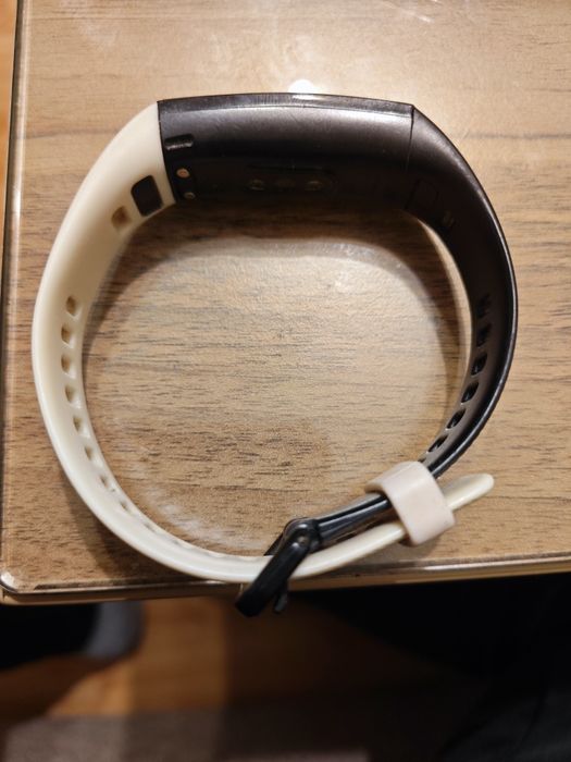 Комплект смарт часовници