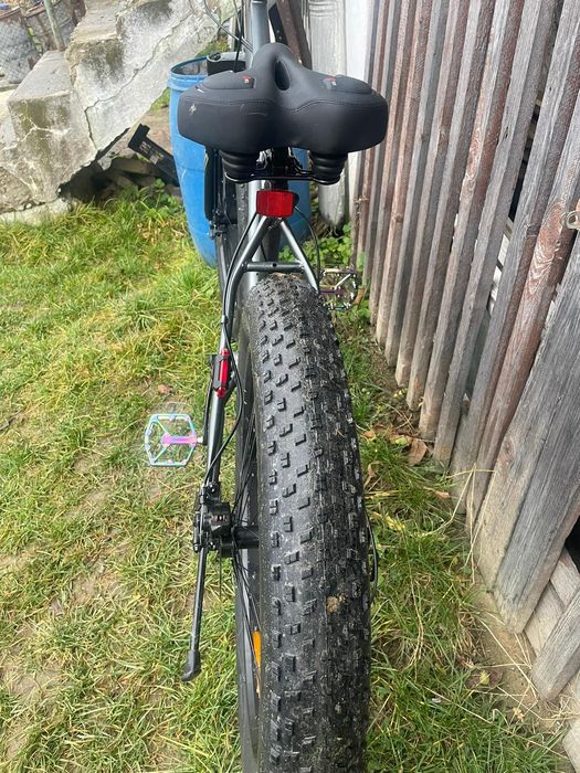 Vind bicicleta fat bike cu roti de 26x4".Noua