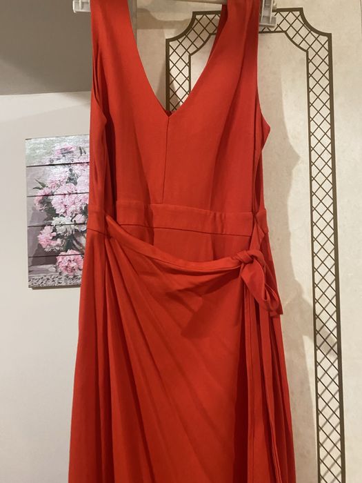 Платье  под massimo dutti