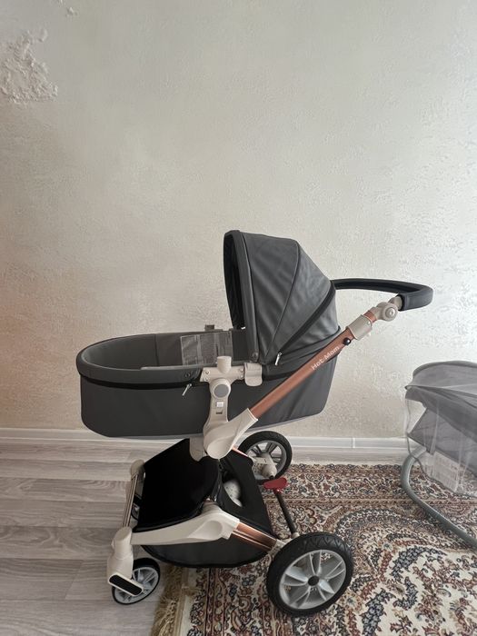 Коляска Hot Mom