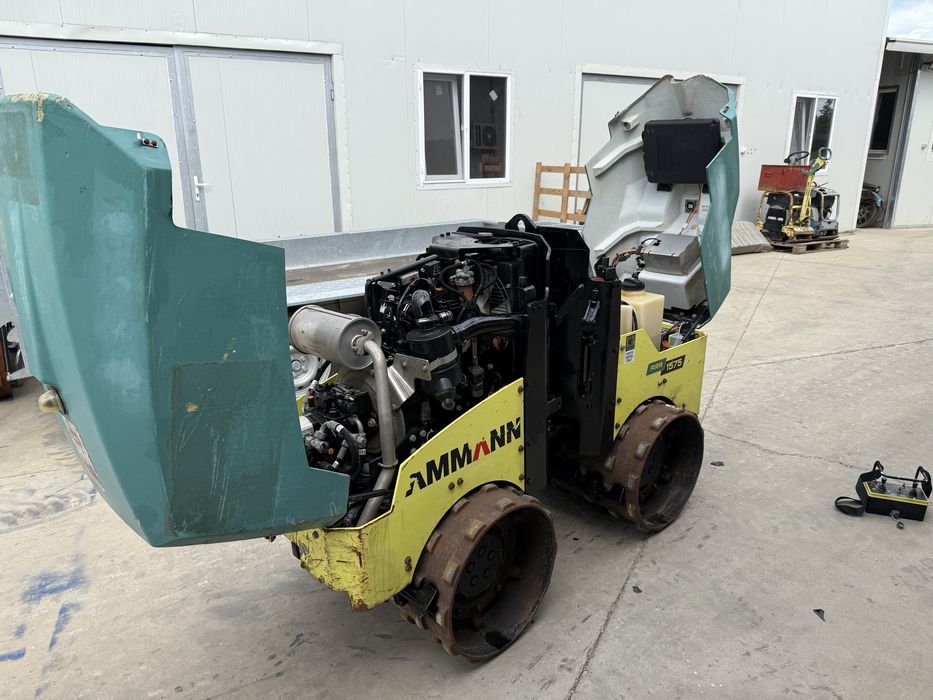 Cilindru compactor cu telecomanda Ammann Rammax picior de oaie 1500 kg