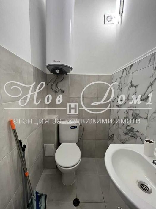 Дава се под наем Магазин в Варна, Колхозен пазар - 42 кв.м за 459 € - Снимка #3