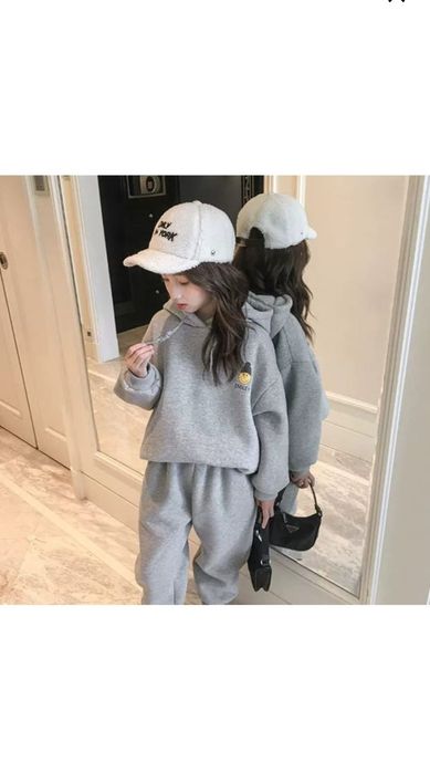 Костюм спортивный