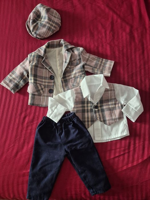 Costum bebe casual dar si pentru botez