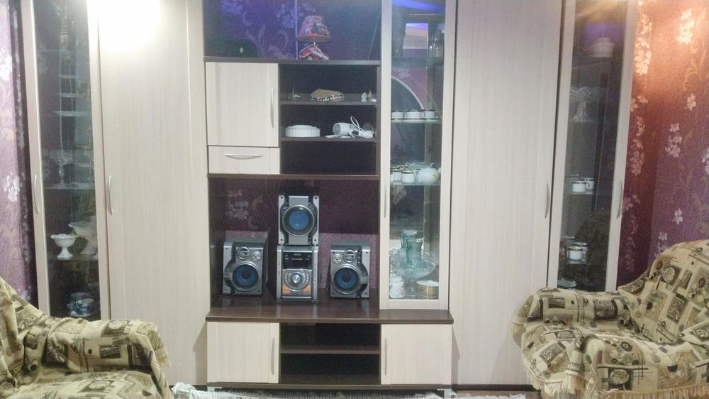 Мебель стенка сахзавод