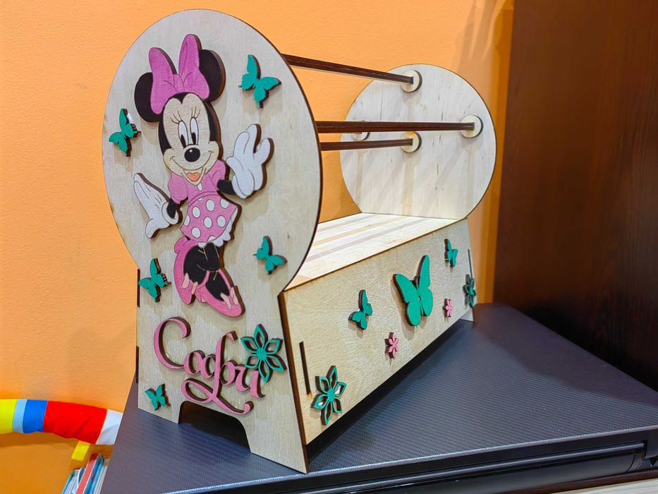 Поставка за диадеми с чекмедже