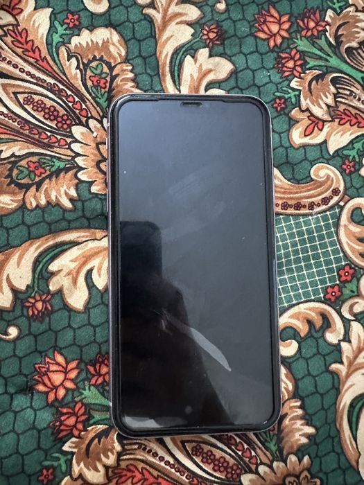 Айфон 11 с гарантией