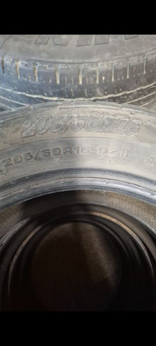 Продам  шины б/у
