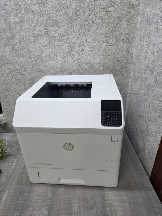 HP LaserJet M604n
Скоростной принтер