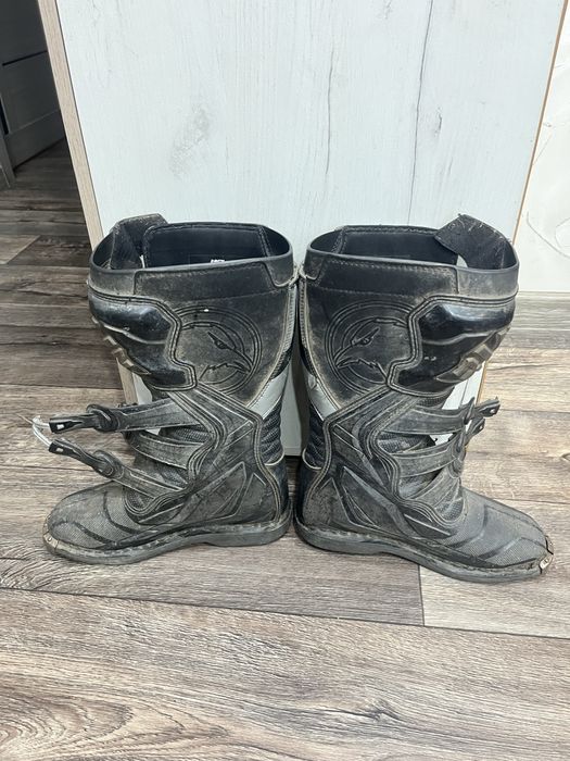 Мотоботы Raven