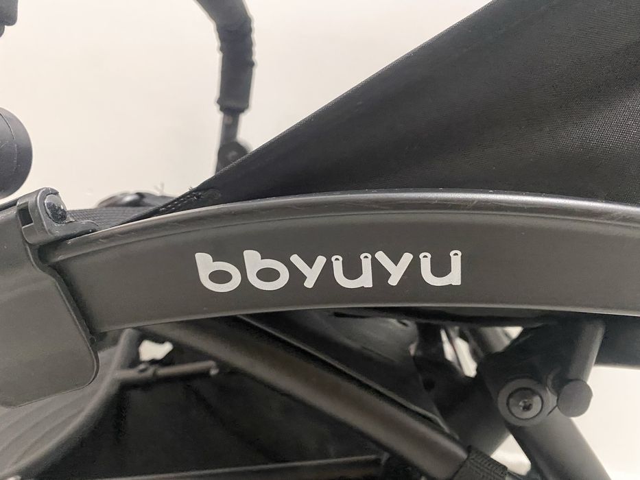 Продается коляска пишите на ватсап