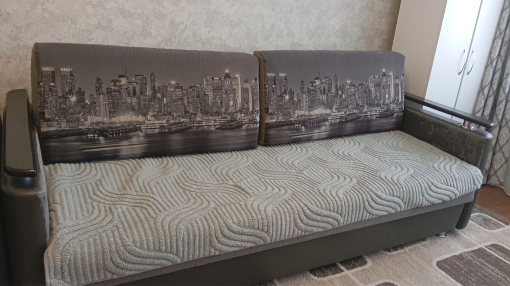 Продам диван с креслом срочно