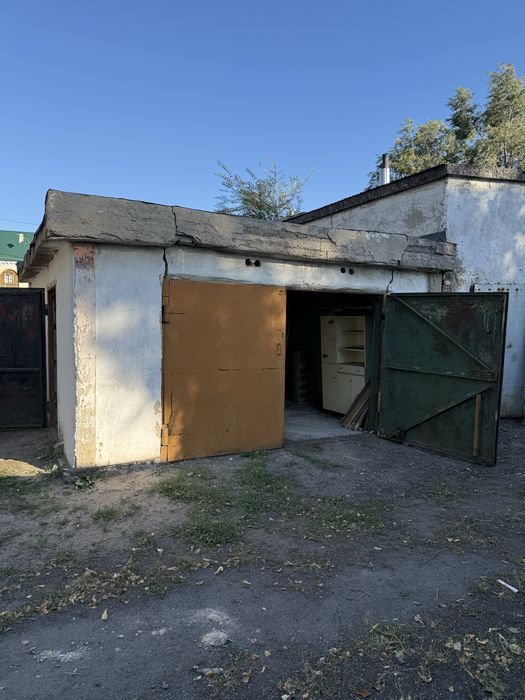 Гараж в районе спартака