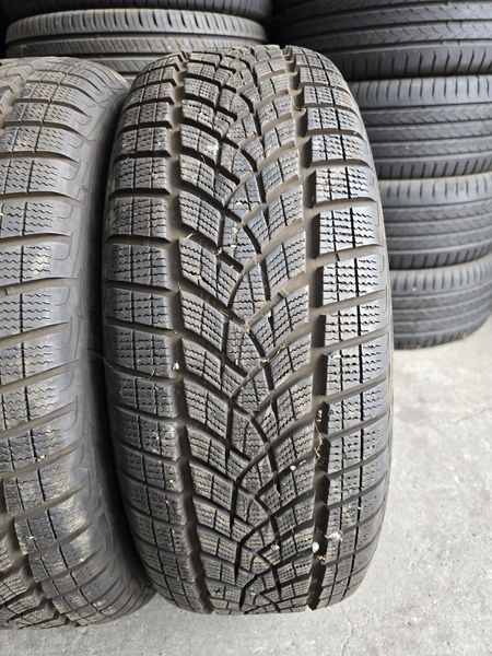 235/60/17 GOODYEAR 4бр